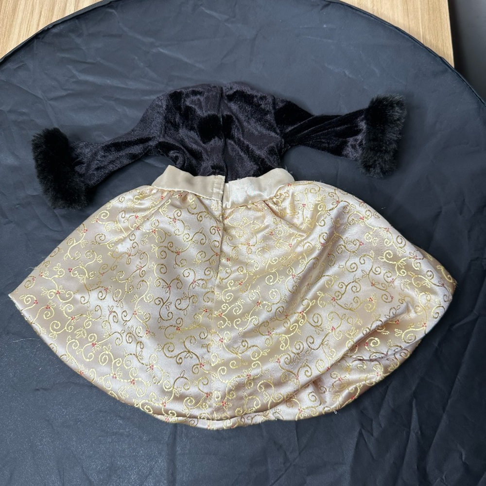 AMERICAN GIRL DOLL GOLD & BLACK
MIDNIGHT HOLLY CHRISTMAS HOLIDAY DRESS